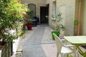 Locations IDEALOGIS Studios et T2 avec WIFI LAVERIE VELOS